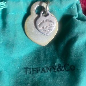 Tiffany shape Gold Heart-Shaped Pendant. No necklace.